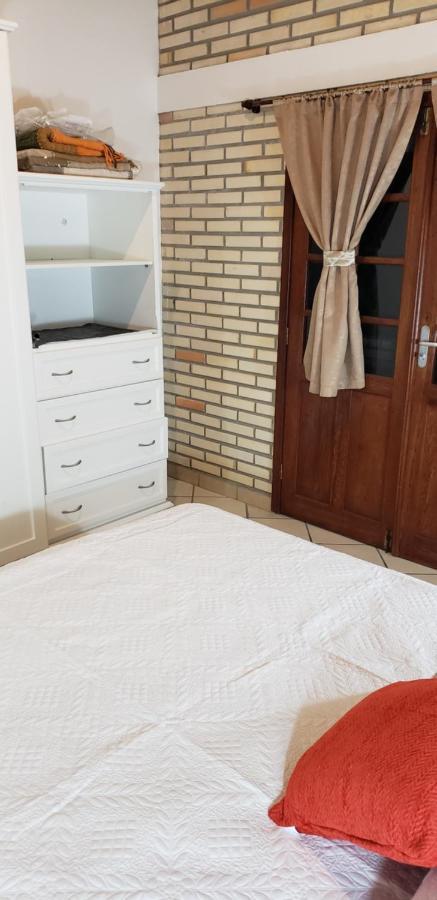 Residencial Costumes Brasileiras Hotel Bombinhas Buitenkant foto