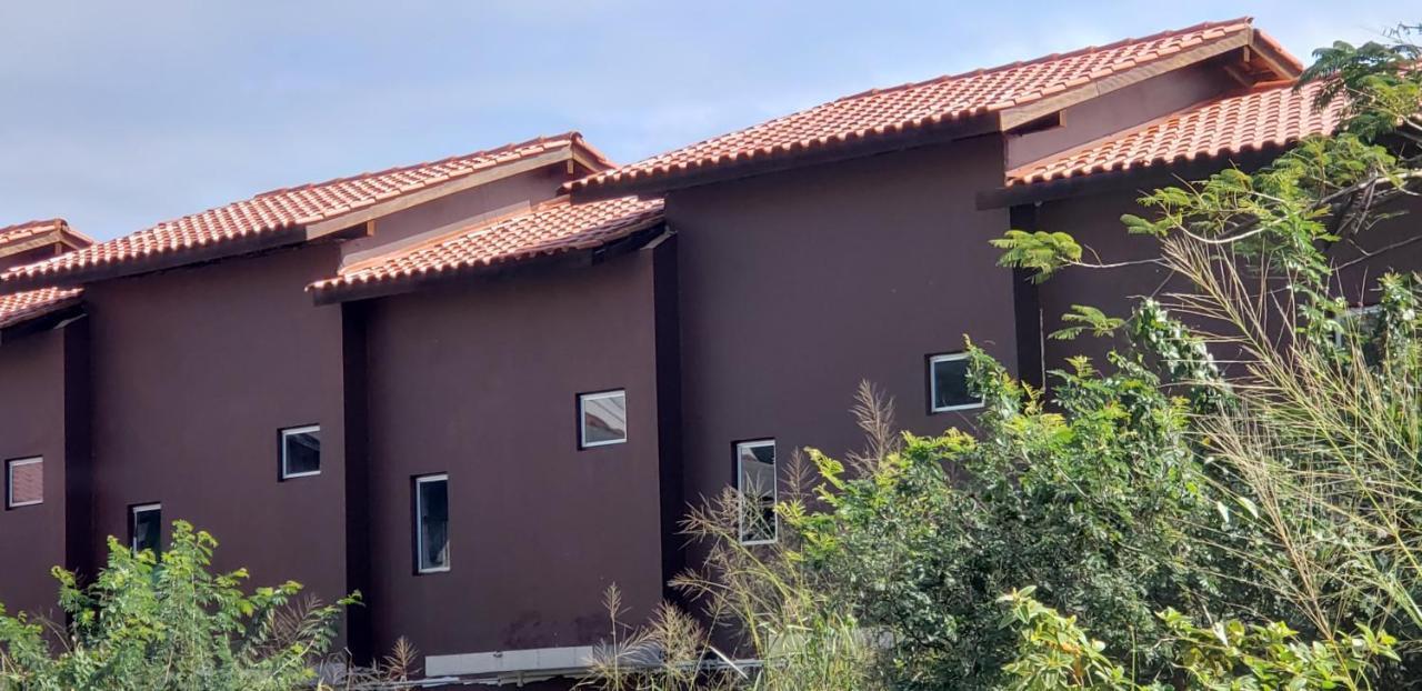 Residencial Costumes Brasileiras Hotel Bombinhas Buitenkant foto
