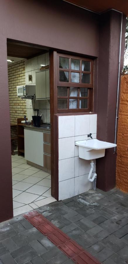 Residencial Costumes Brasileiras Hotel Bombinhas Buitenkant foto